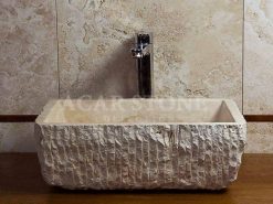 بالوعة منحنية الترافرتين