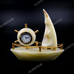 ساعة السفينة الرخامية