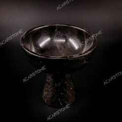 وعاء سكر من الرخام الأسود